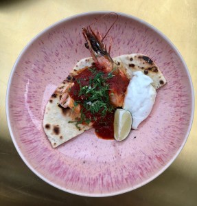 JOSEPH AMO BERLIN GERICHT Seafood Musakhan ©Oliver Numrich